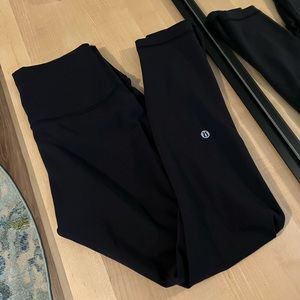 Lululemon Wunder Train Tight 25” Size 6